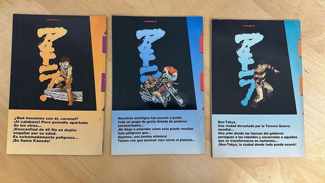 AKIRA EDICIONES B LOTE DE 21 NÚMEROS