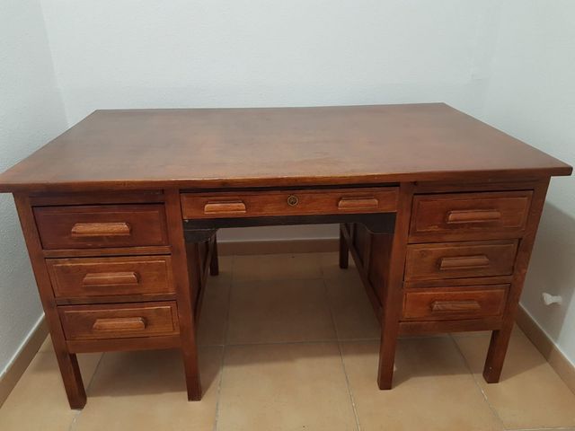 Mesa de Despacho Antigua