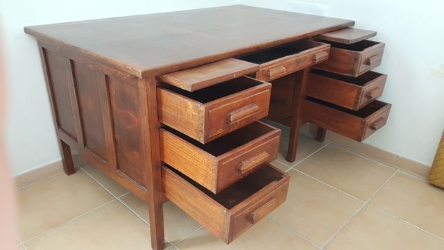 Mesa de Despacho Antigua