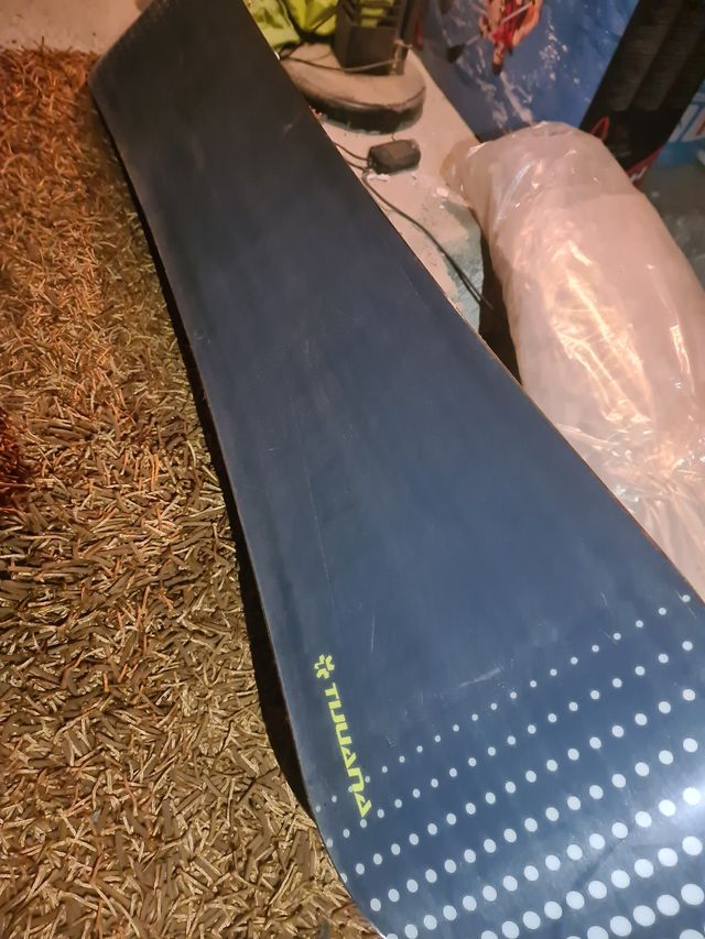 tabla de snow Tijuana con funda a juego