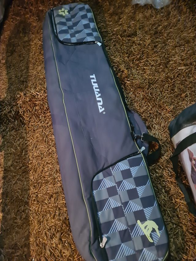 tabla de snow Tijuana con funda a juego