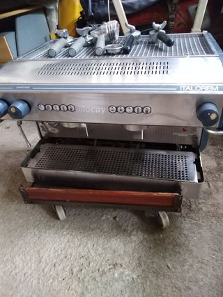 MAQUINA de café profesional de segunda mano por 180 EUR en Isla Cristina en  WALLAPOP