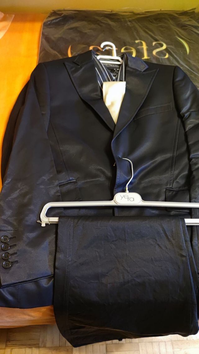 TRAJE COMPLETO DE 4 PIEZAS COMO NUEVO 54/46/L-4