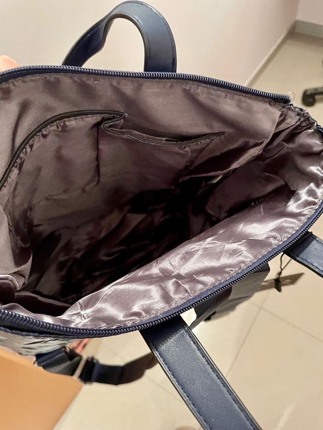 Bolso-mochila azul oscuro sin estrenar