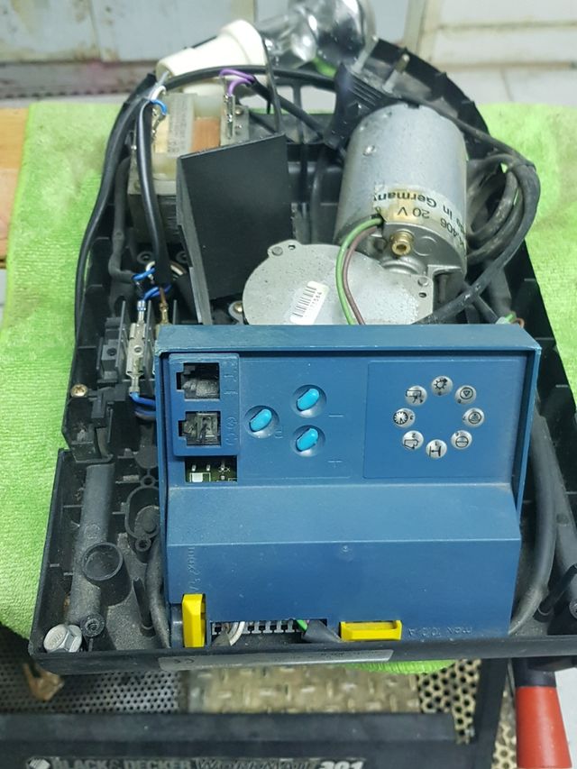 Motor puerta techo garaje  novoferm 402