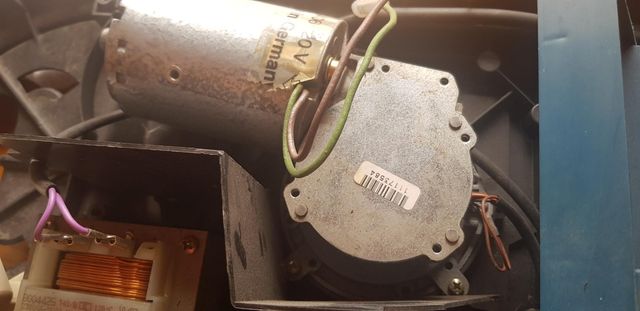 Motor puerta techo garaje  novoferm 402