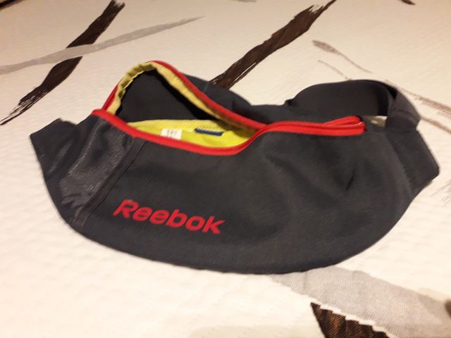 Riñonera Reebok