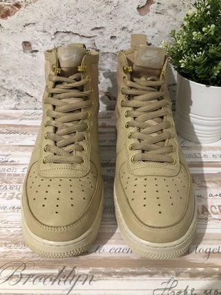 Bambas Nike SF Air Force1 Mid talla 43 de segunda mano por 80 EUR en  Igualada en WALLAPOP