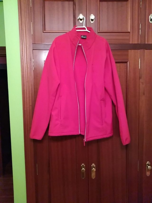 CHAQUETA TECNIC SOFT SHELL ROJA
