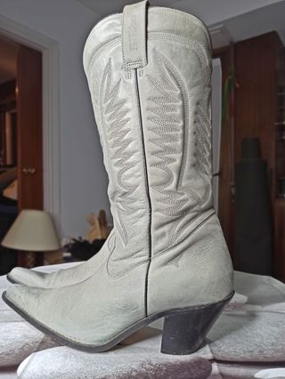 Botas camperas Joe Sanchez 41 gris bordado de segunda mano por 60 EUR en  Madrid en WALLAPOP