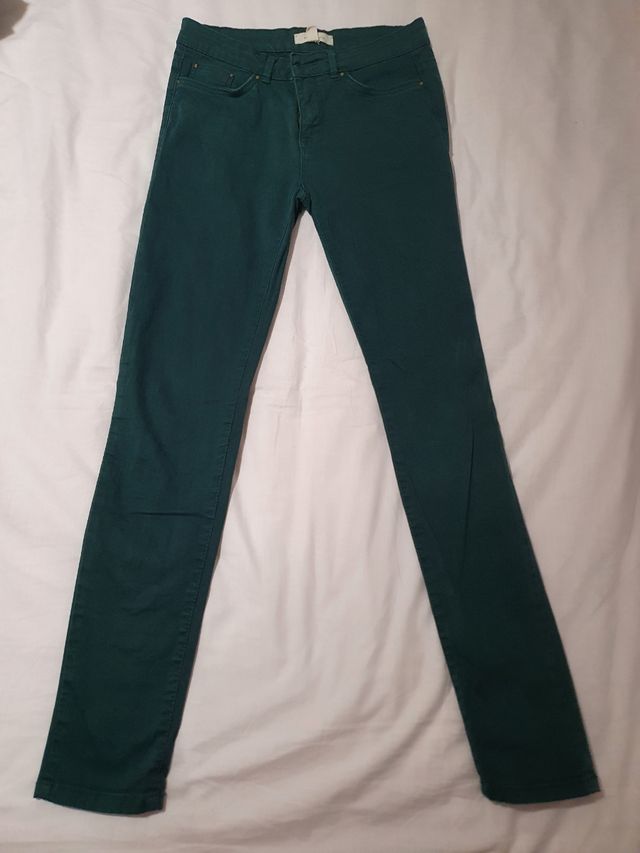 pantalones pitillo verde botella springfield