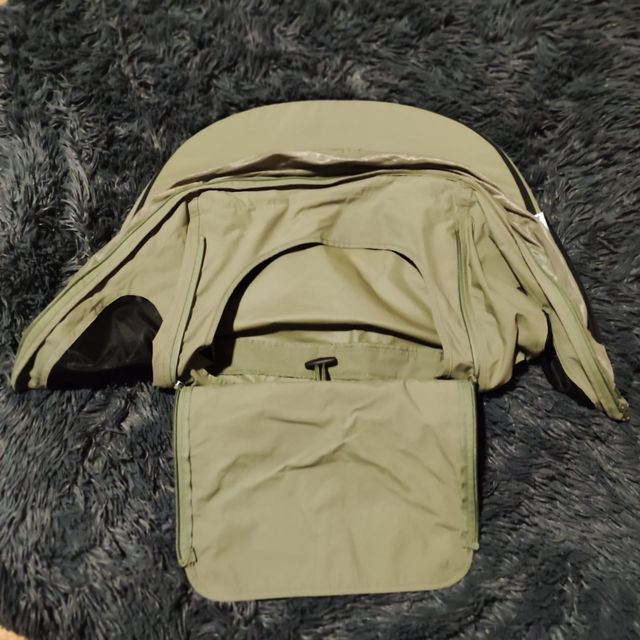 Capota vetilada y extensible Bugaboo