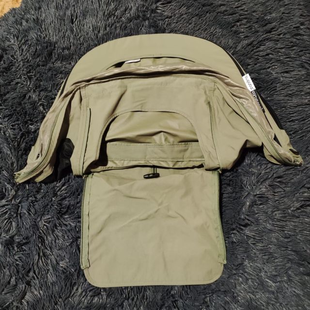 Capota vetilada y extensible Bugaboo