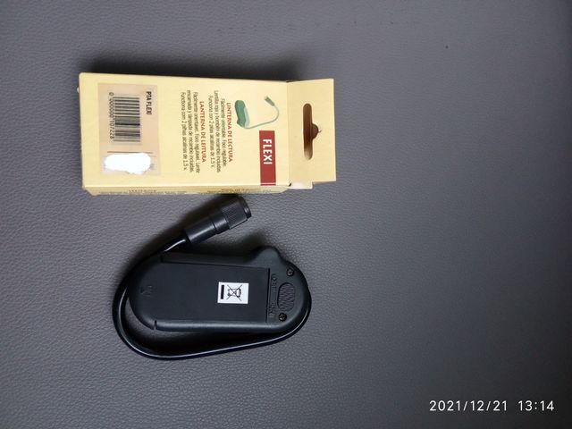 Lámpara-luz nocturna lectura con pilas