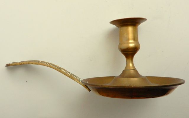 2 PALMATORIAS PORTAVELAS LATÓN ¿BRONCE?