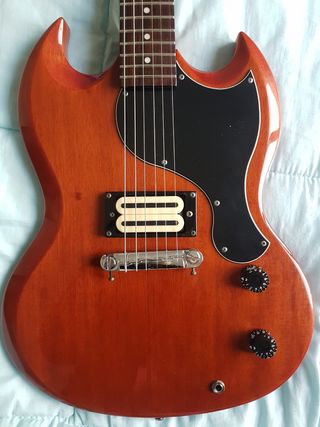 Epiphone SG junior de segunda mano por 420 EUR en Girona en WALLAPOP