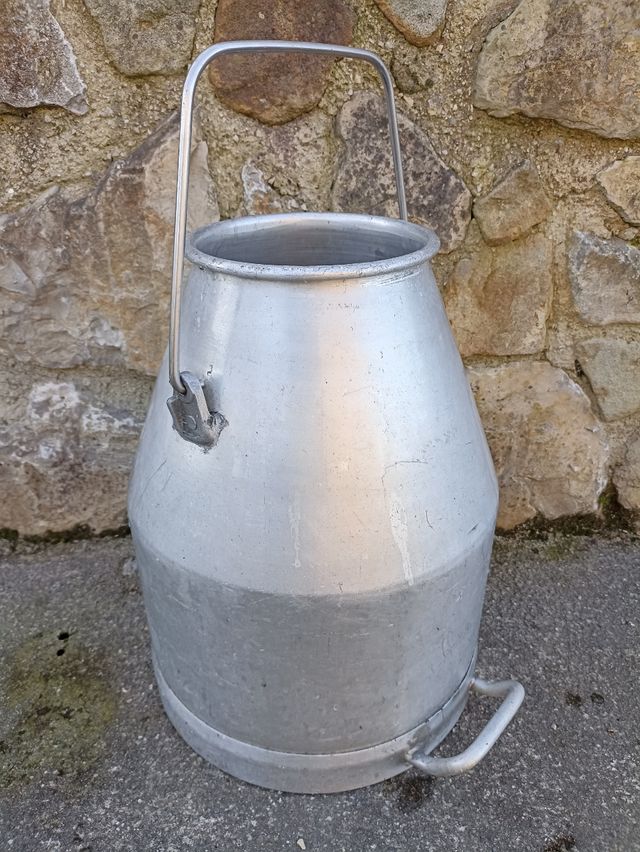 LECHERA