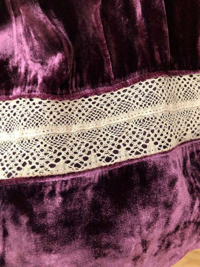 FALDA de terciopelo. CORTE INGLÉS