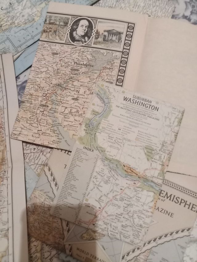 Lot Mapes inèdits National Geogr En molt bon estat