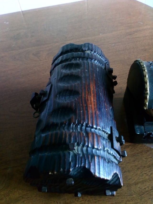 Juego de baúles en madera con decoración