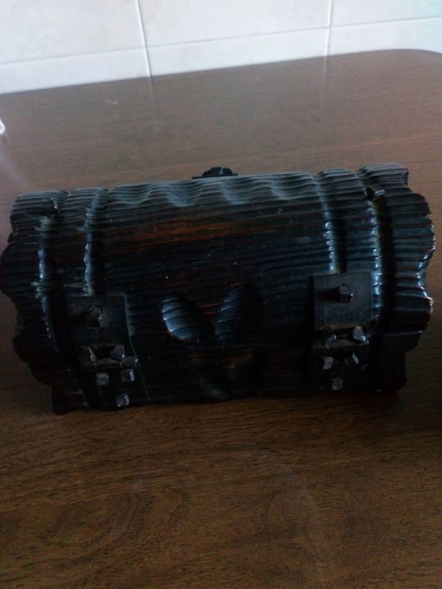 Juego de baúles en madera con decoración