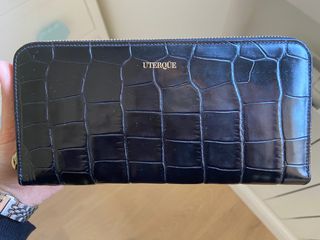 Cartera piel Uterqüe de segunda mano por 55 EUR en Valencia en WALLAPOP