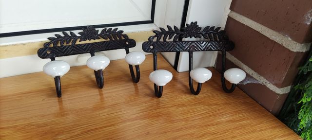 Conjunto de dos perchas