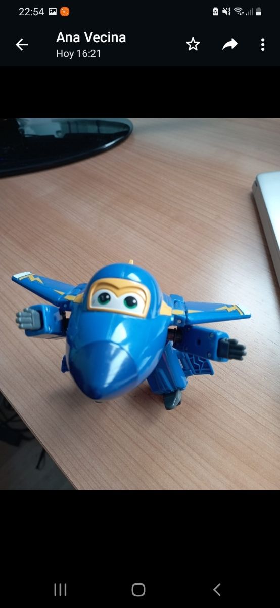 vendo juguetes de los super wings