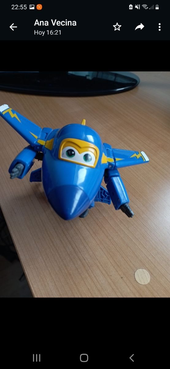 vendo juguetes de los super wings