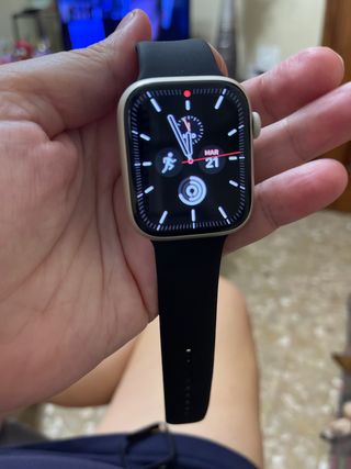 Apple watch serie 7 con celular blanco estrella de segunda mano por 450 EUR  en San Fernando en WALLAPOP