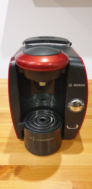 Cafetera Tassimo Bosh Fidelia T40 de segunda mano por 15 EUR en Piedras  Blancas en WALLAPOP