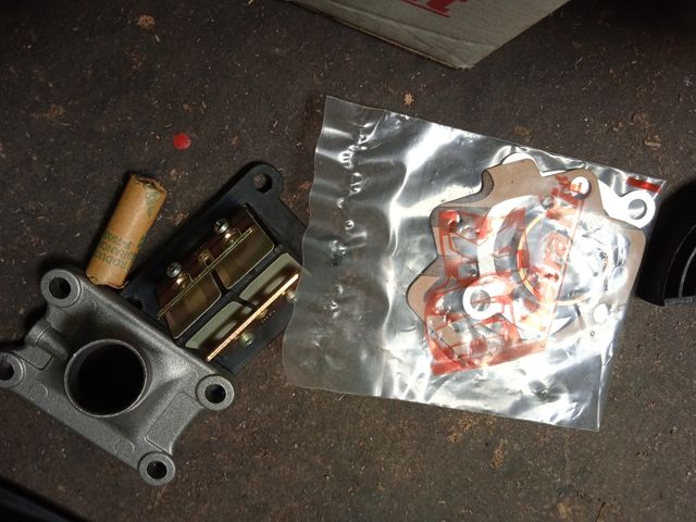 cilindro de Rieju y Puch aire