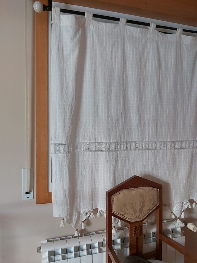 1 Cortina y 1 barra.