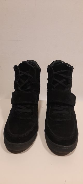 Alpe cuña de segunda mano por 30 EUR en Molins de Rei en WALLAPOP