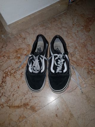 vans basicas negras