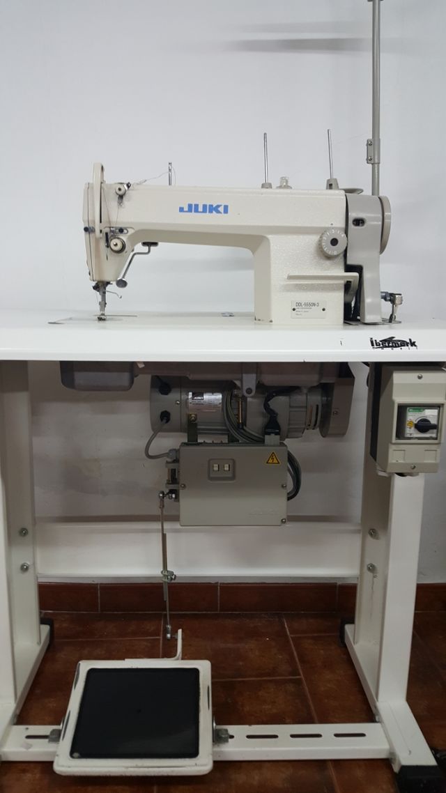 Maquina industrial Juki
