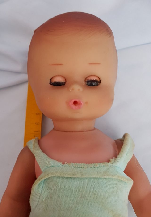 Antiguo muñeco de ADA