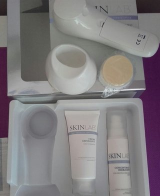 CEPILLO LIMPIADOR FACIAL PROFESIONAL MÁS TRATAMIEN