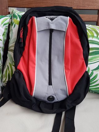 MOCHILA SENDERISMO MONTAÑA VINTAGE AÑOS 80 PRIVATA de segunda mano por 7,5  EUR en Valencia en WALLAPOP