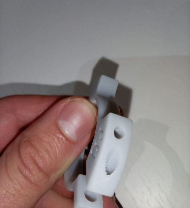 Abrazadera suspensión Manitou