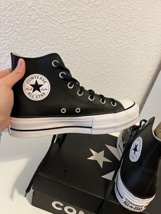 converse negras plataforma de cuero