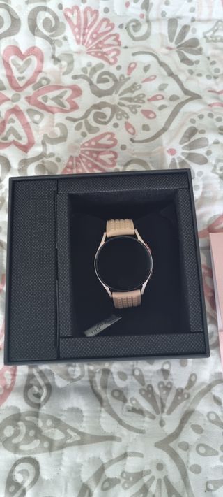 Reloj Samsung Watch 4 TOUS de segunda mano por 300 EUR en Ceuta en WALLAPOP
