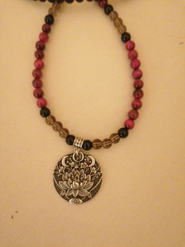 Collar piedras naturales