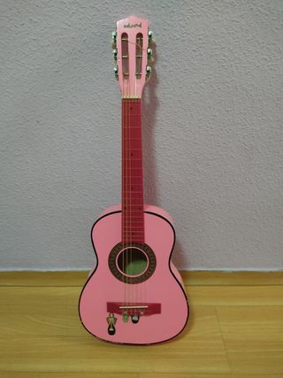 Guitarra primeros acordes eduland corte inglés de segunda mano por 20 EUR  en Alcalá de Henares en WALLAPOP