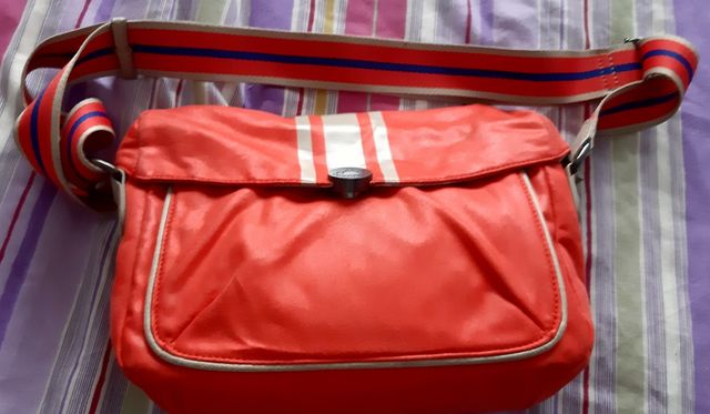 Bolso rojo original Caminatta