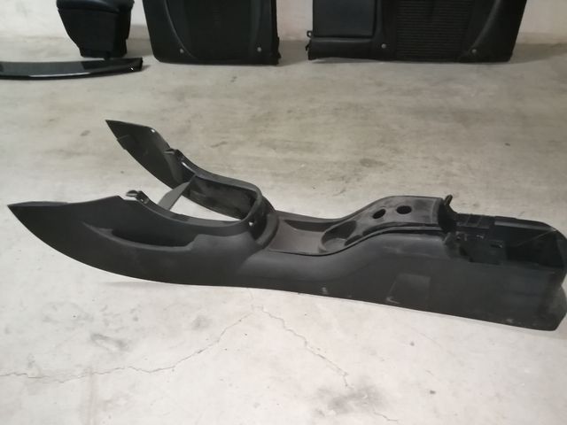 paneles laterales y central Citroen c4 3 puertas