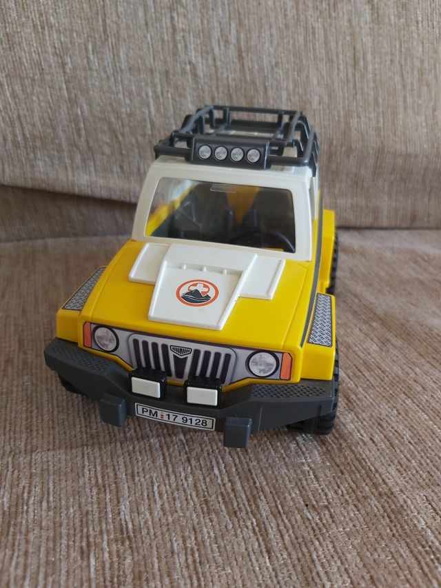 Coche 4x4 aventura playmobil