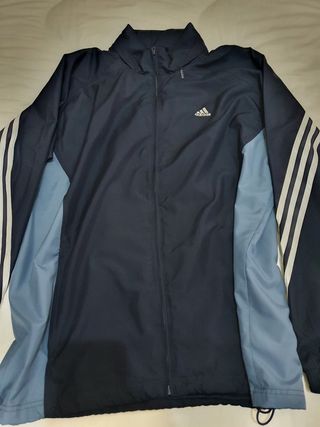 Chandal Adidas Hombre talla ver últimas fotos de segunda mano por 50 EUR en  Murcia en WALLAPOP