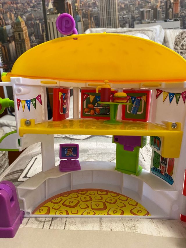 Hamburgueseria pin y pon con utensilios