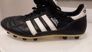 BOTAS DE FÚTBOL ADIDAS COPA MUNDIAL MULTITACO de segunda mano por 65 EUR en  Getxo en WALLAPOP